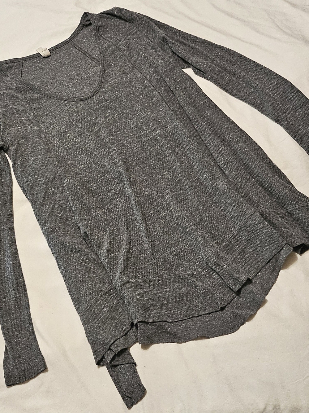 We The Free Charcoal Gray Oversized Long Sleeve V Neck Relaxed Casual Tunic Top - Picture 2 of 6